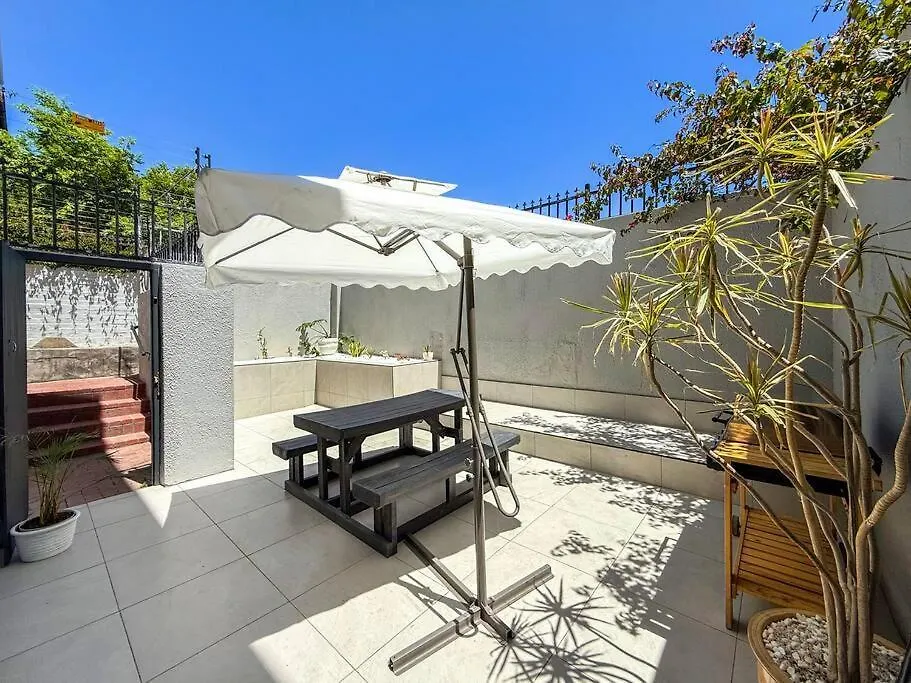 Luxury In Greenpoint Main Rd Cape Town