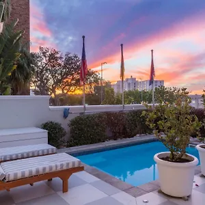 4* Guest house Head South